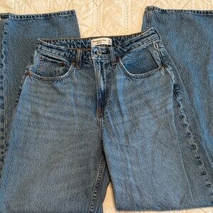 Abercrombie & Fitch The Loose High Rise Jeans 27L